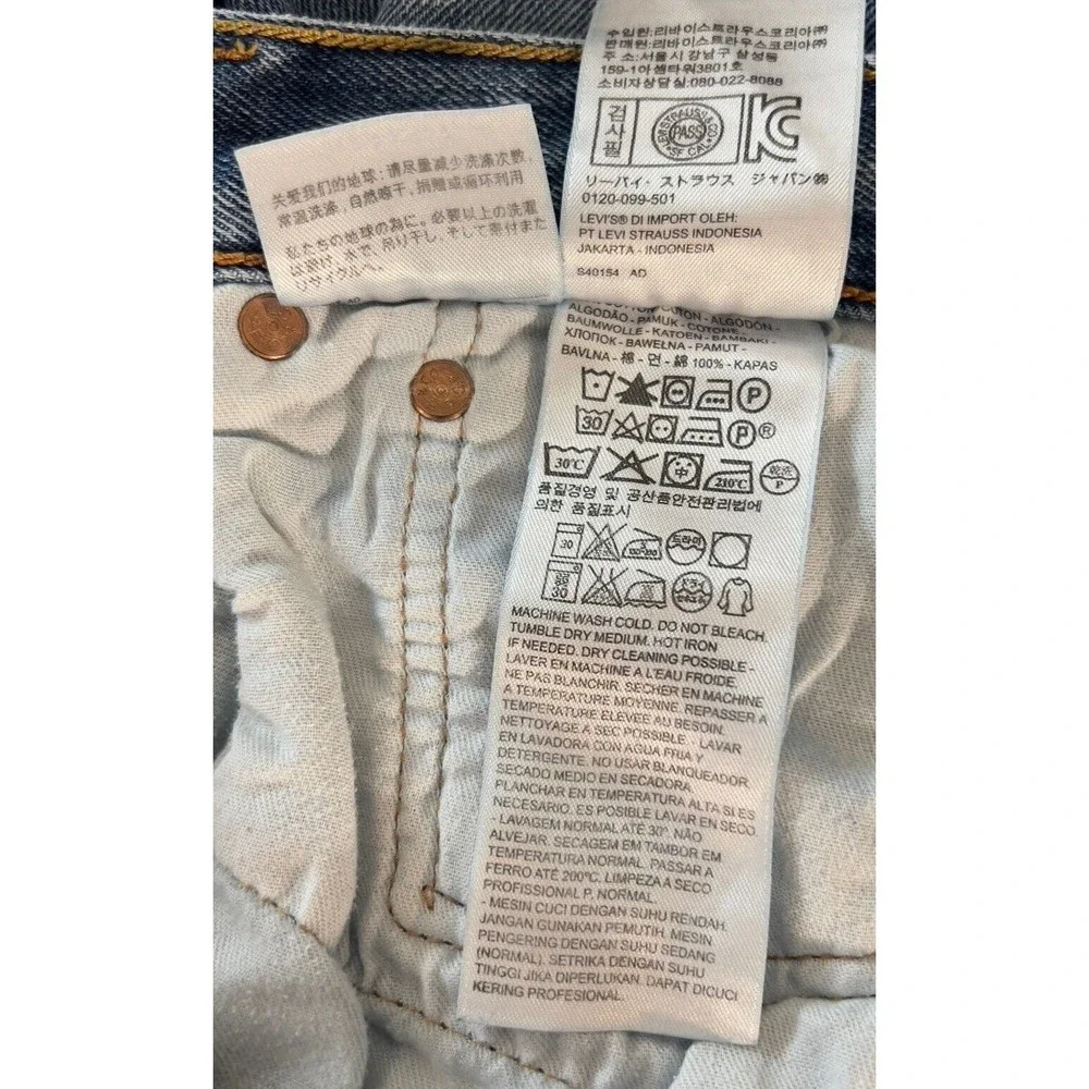 Levi's 501 Blue Denim‎ Jeans Stonewash Button Fly Straight Leg 38x29